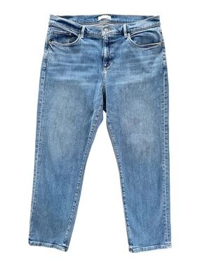 LOFT The Super Soft Girlfriend Jeans Medium Wash Size 14/32 EUC